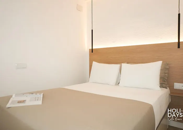 Апартаменты Holidays Miami 1 *